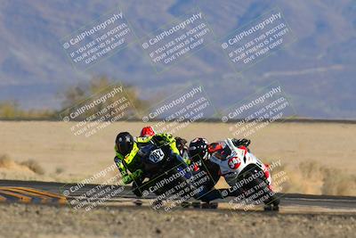 media/Dec-04-2022-CVMA (Sun) [[e38ca9e4fc]]/Race 9 Supersport Middleweight Shootout/